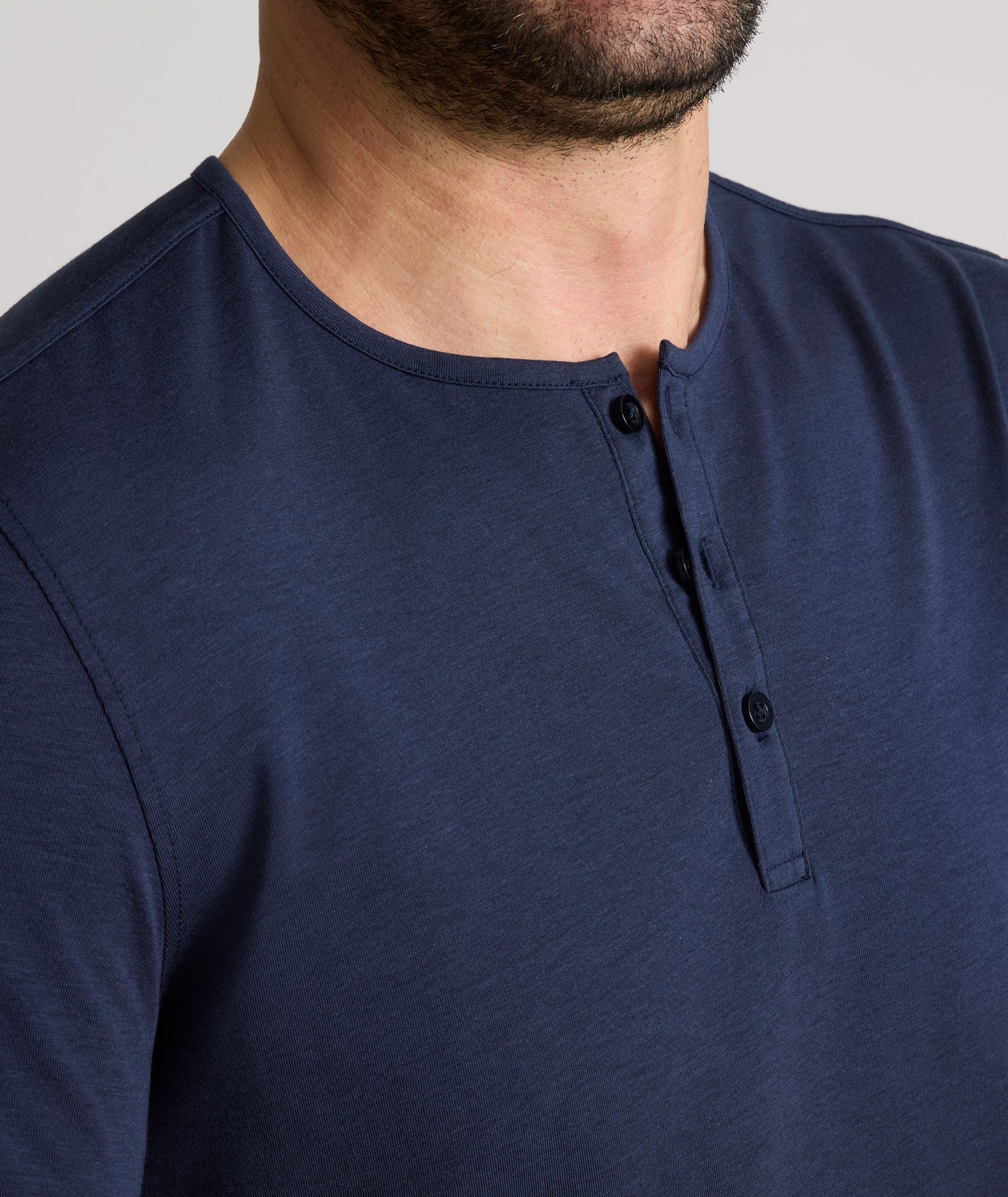 EcoSoft™ Short-Sleeve Henley Navy | UNTUCKit Canada