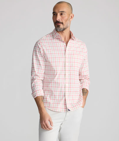 Model is wearing UNTUCKit CottonTek™ Kilpatrick Shirt.